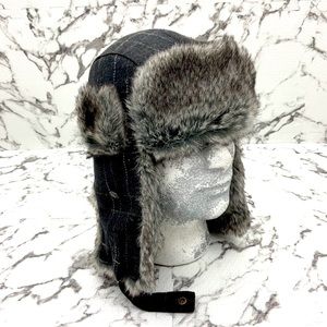 Men’s Bailey Navy Grey Trapper Faux Fur Hat